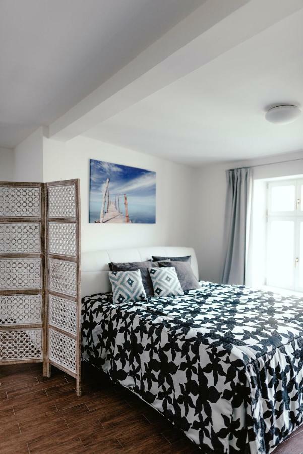 Zelny Trh 40 Apartment